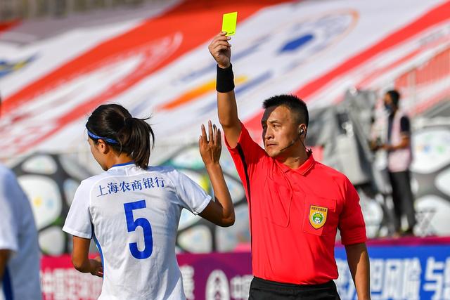 塔图姆36+10哈利伯顿缺阵 绿军逆转步行者3-0