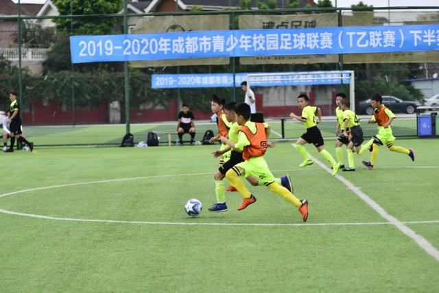 布克31分太阳克爵士回第一 开拓者擒狼止3连败